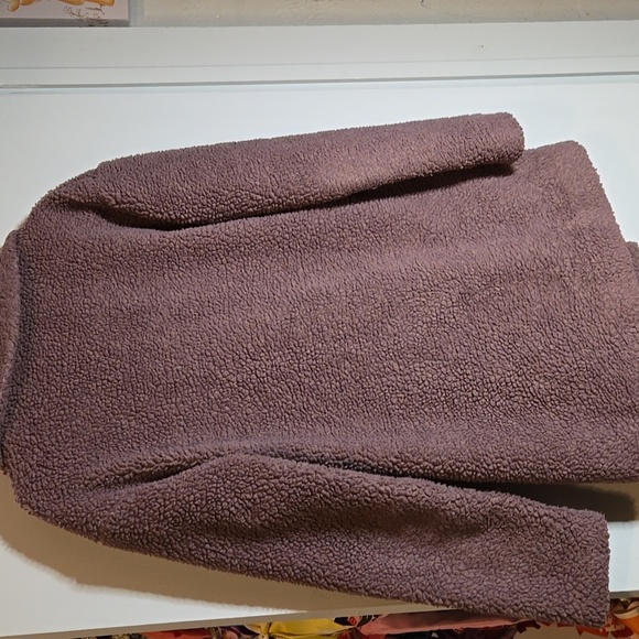 Abercrombie & Fitch Mauve Teddy Jacket Color Old Pink (2b) - Picture 4 of 8